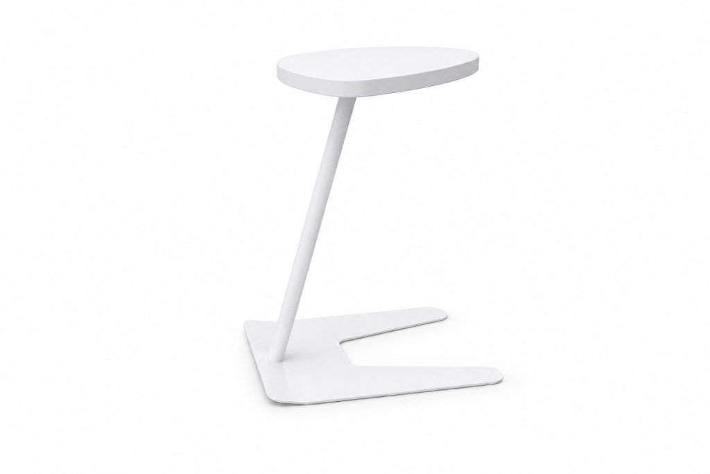 Muda MUD 07T breakout office table with triangular top and U-shaped base